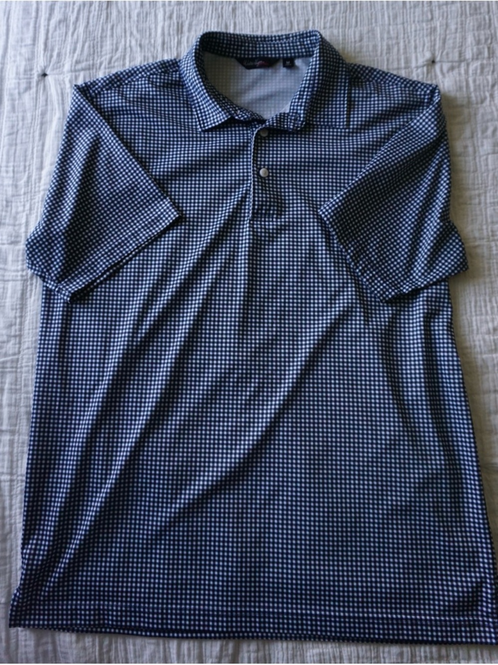 Men’s Medium Golf Polo